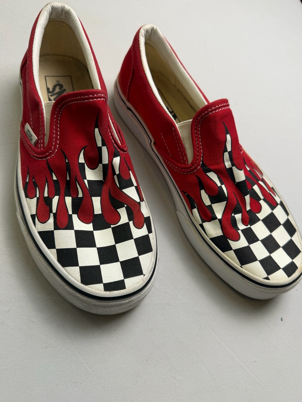 Vans Checkered Flame Classic Slip On sneakers size 8 women’s 6.5 men’s / kids